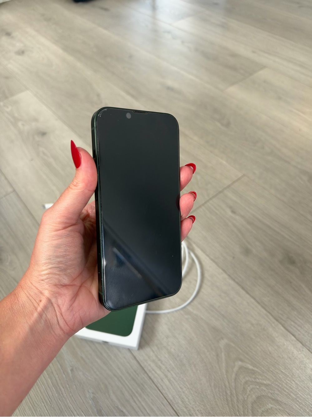 Apple iPhone 13 - Midnight Green - Picture 4 of 10